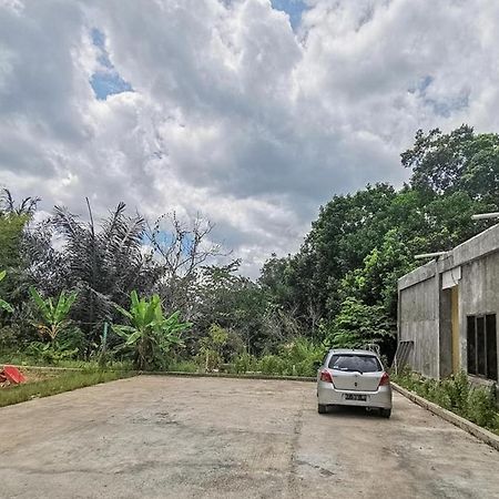 Reddoorz Near Kantor Walikota Bontang Nyerakat Екстер'єр фото