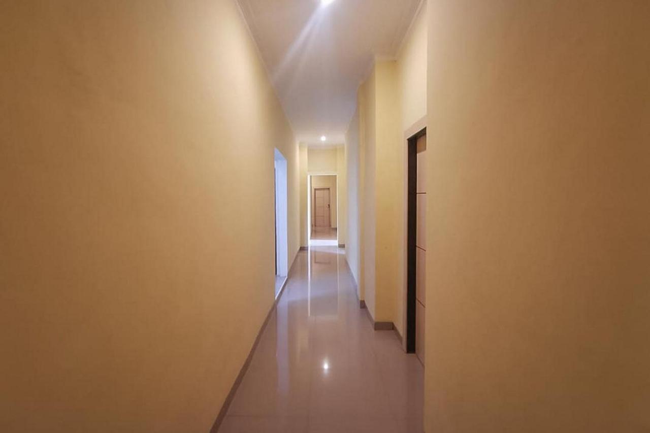 Reddoorz Near Kantor Walikota Bontang Nyerakat Екстер'єр фото